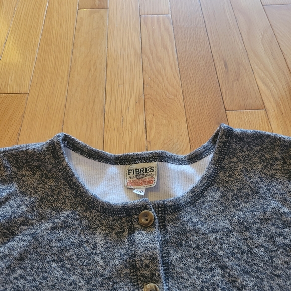 5/$20 Vintage 90s grey marled long sleeve cropped button sweater ribbed small - Picture 6 of 6